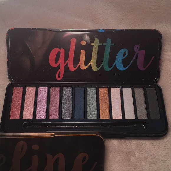 Makeup - Picture 4 of 4